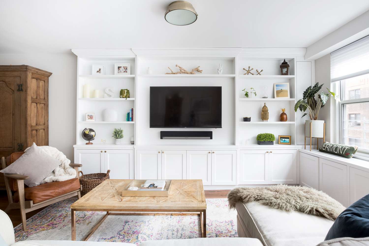Classic Formal Living Room — Riyadh